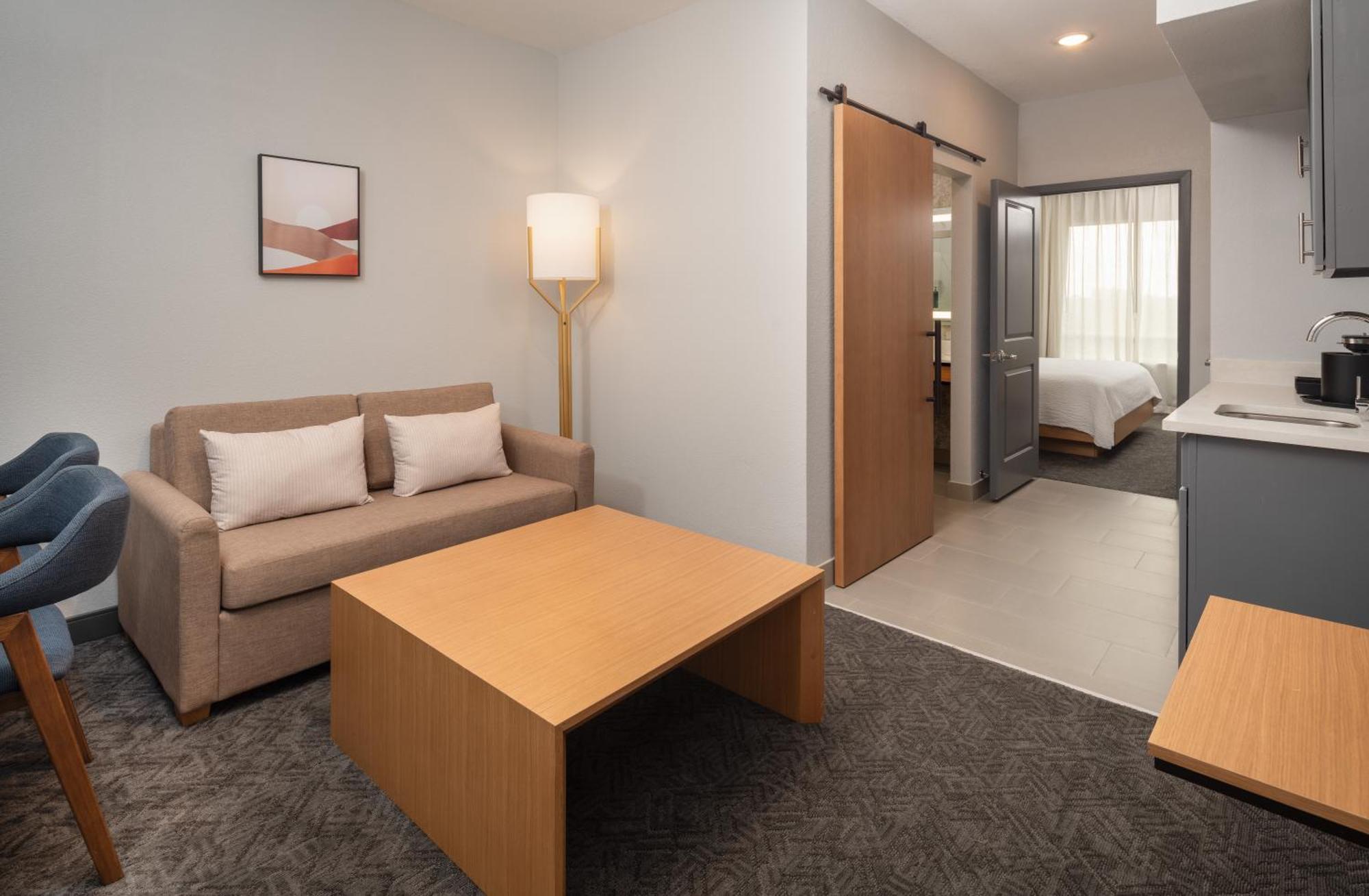 Doubletree By Hilton Houston Westchase Hotel Exterior photo